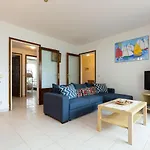 Luminoso Con Jardin, Piscina Comunitaria Y Cerca De La Playa En Llanca. - Es-228-41 * Llança