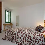 Luminoso Con Jardin, Piscina Comunitaria Y Cerca De La Playa En Llanca. - Es-228-41 *